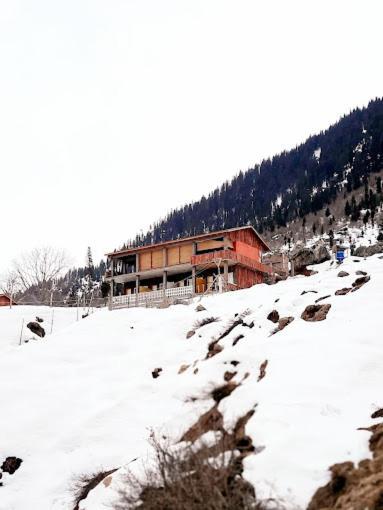 Khana Badosh Resort Kalam エクステリア 写真