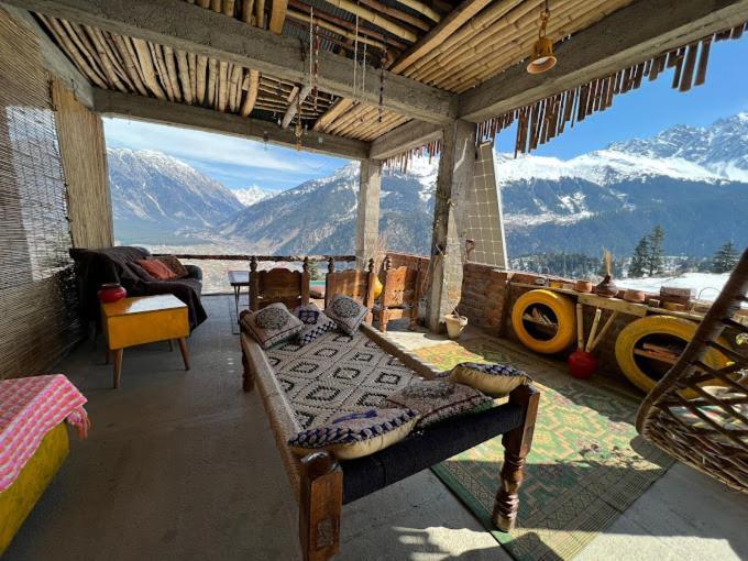 Khana Badosh Resort Kalam エクステリア 写真